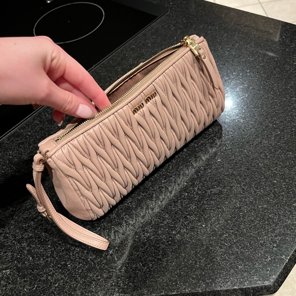 Miu Miu wristlet - Picture 1 of 7